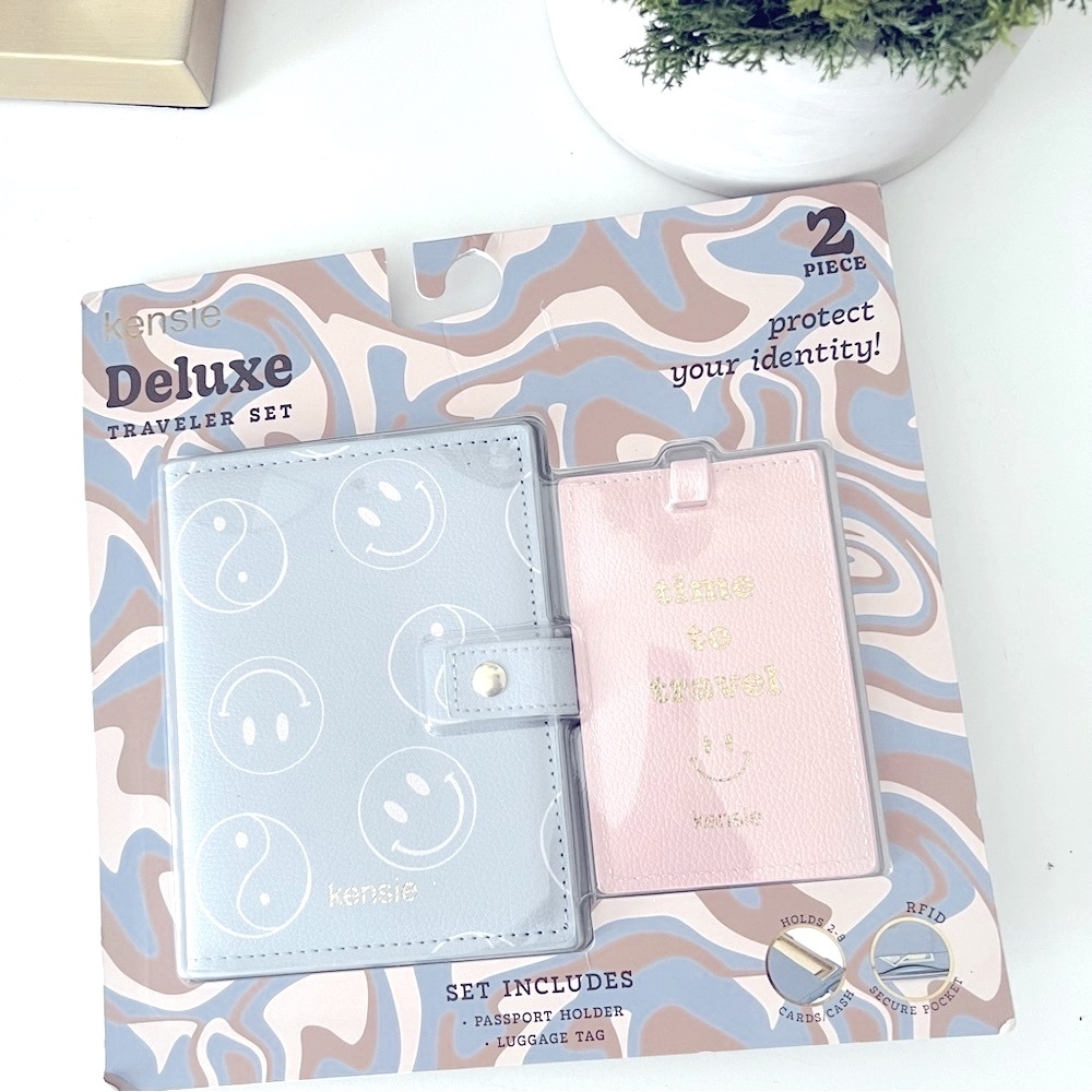🤍KENSIE TRAVEL |  PASSPORT/LUGGAGE TAG